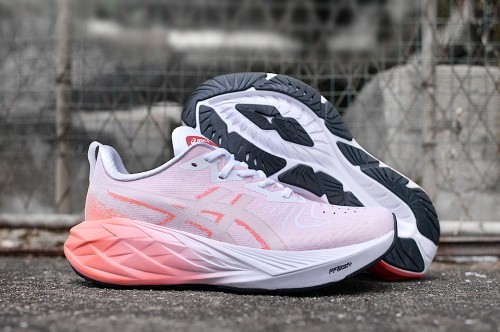 아식스 노바블라스트 4  Asics Novablast 4  AC26062902  남/여