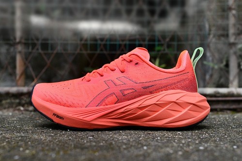 아식스 노바블라스트 4  Asics Novablast 4  AC26062913 남/여