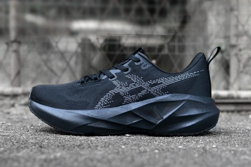 아식스 노바블라스트 5  Asics Novablast 5 AC26062920 남/여
