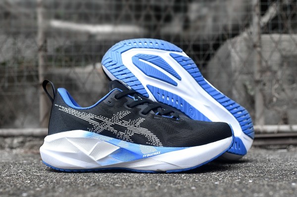 아식스 노바블라스트 5  Asics Novablast 5 AC26062924 남/여