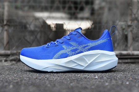 아식스 노바블라스트 5  Asics Novablast 5 AC26062927 남/여