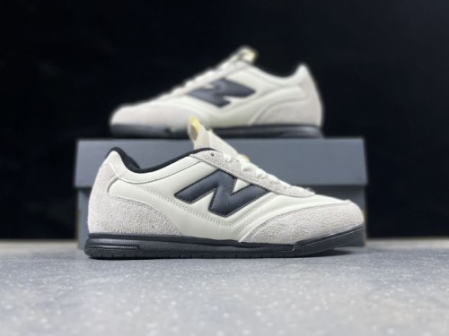 뉴발란스 RC42  New Balance RC42 URC42NAL 남/여