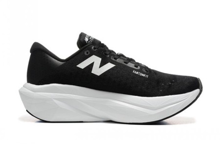 뉴발란스 퓨어셀 SC 트레이너 v3  New Balance Fuelcell SC Trainer v3  MFCPZSE-7