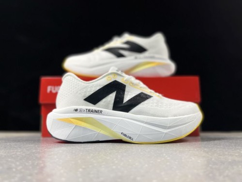 뉴발란스 퓨어셀 SC 트레이너 v3  New Balance Fuelcell SC Trainer v3  MFCPZSE-23 남/여