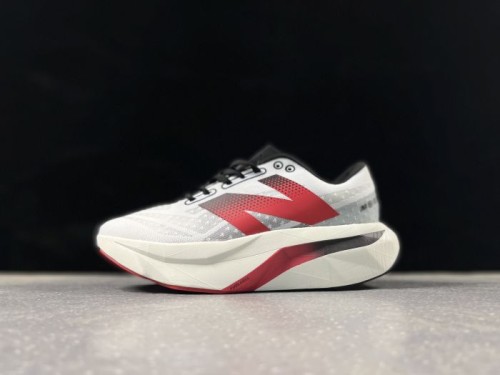 뉴발란스 퓨어셀 레벨 v4  New Balance Fuelcell Rebel v4  MFCPZSA 남/여
