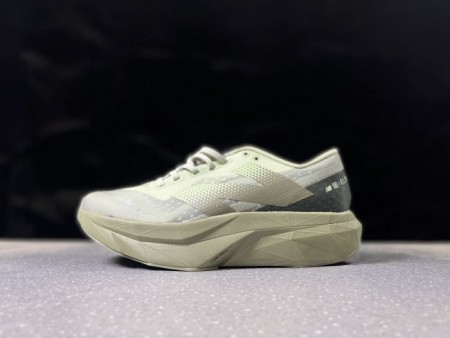 뉴발란스 퓨어셀 레벨 v4  New Balance Fuelcell Rebel v4  MRCELLA4  남/여