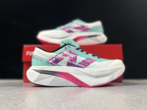뉴발란스 퓨어셀 레벨 v4  New Balance Fuelcell Rebel v4  MRCELLA44  남/여
