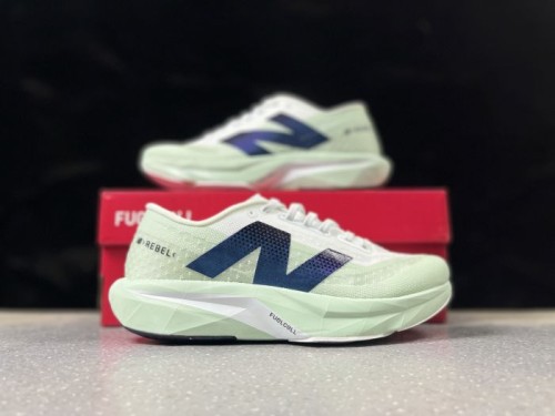 뉴발란스 퓨어셀 레벨 v4  New Balance Fuelcell Rebel v4  MRCELLN4  남/여