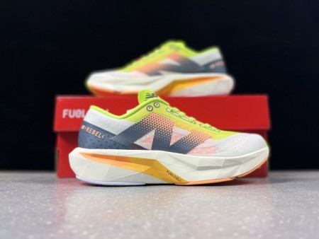 뉴발란스 퓨어셀 레벨 v4  New Balance Fuelcell Rebel v4  MFCXCO4  남/여