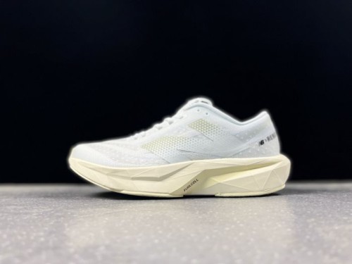 뉴발란스 퓨어셀 레벨 v4  New Balance Fuelcell Rebel v4  MFCXCS4  남/여