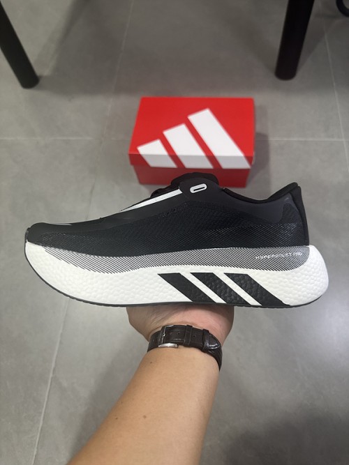 아디다스 하이퍼부스트 엣지  Adidas Hyperboost Edge KI1923