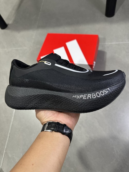 아디다스 하이퍼부스트 엣지  Adidas Hyperboost Edge_KI1922