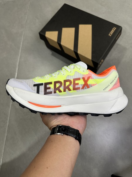 아디다스 테렉스 아그라빅 스피드 울트라 2  Adidas Terrex Agravic Speed Ultra 2  JS3534