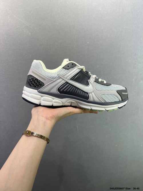 나이키 줌 보메로 5 Nike Zoom Vomero 5 BV1358-009 남/여