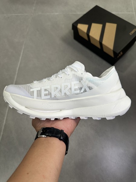 아디다스 테렉스 아그라빅 스피드 울트라 2  Adidas Terrex Agravic Speed Ultra 2 JQ4019