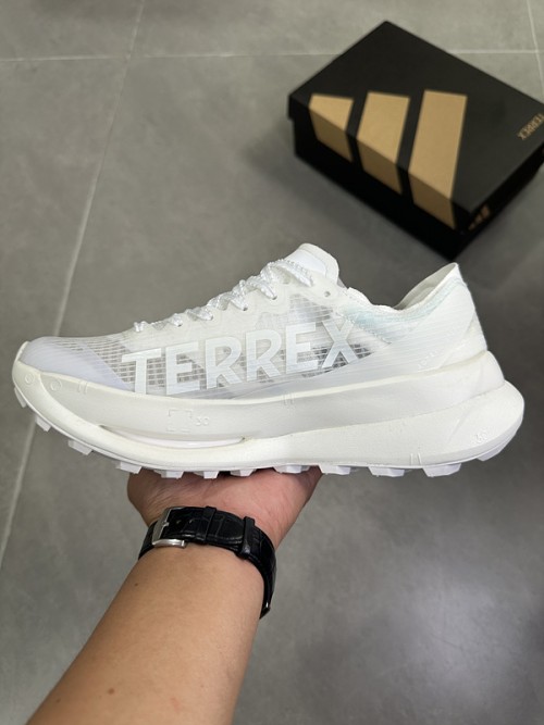 아디다스 테렉스 아그라빅 스피드 울트라 2  Adidas Terrex Agravic Speed Ultra 2 JQ4019