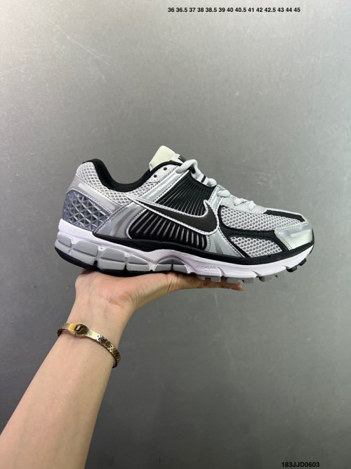 나이키 줌 보메로 5 Nike Zoom Vomero 5 FV2295-600 남/여