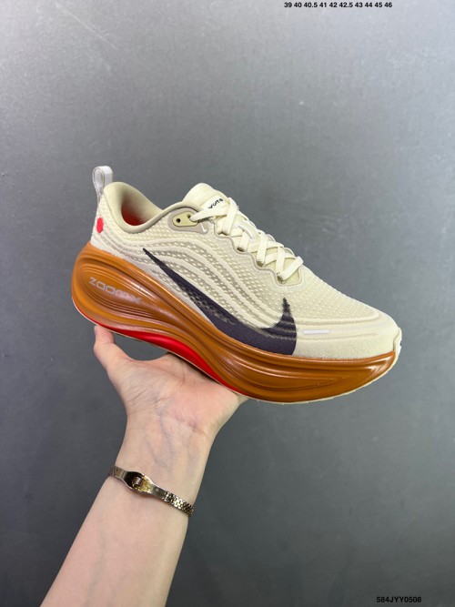 나이키 줌 보메로 플러스 Nike Zoom Vomero Plus IM5679-258