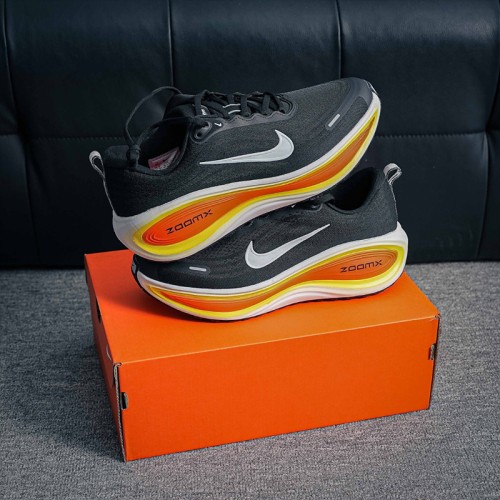 나이키 줌 보메로 플러스 Nike Zoom Vomero Plus HV8150-009 남/여