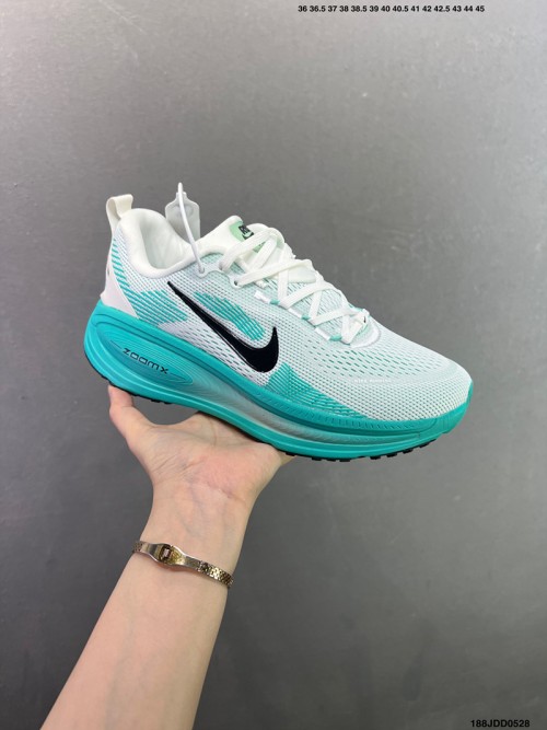 나이키 줌 보메로 18 Nike Zoom Vomero 18 HM6803-103 남/여