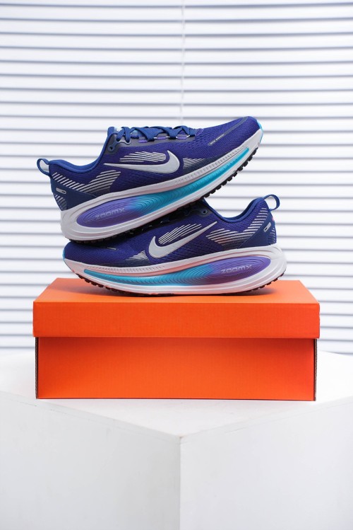 나이키 줌 보메로 18 Nike Zoom Vomero 18 HM6803-401