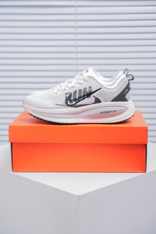 나이키 줌 보메로 18 Nike Zoom Vomero 18 IB5726-100 남/여