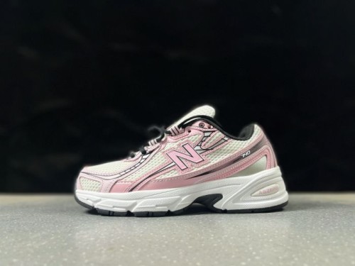 뉴발란스 740  New Balance 740 U740DK2_남/여