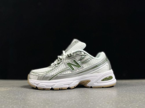 뉴발란스 740  New Balance 740 U740SF2_남/여