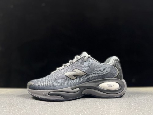 뉴발란스 x 클러치 애슬레틱스 AC 러너  New Balance x Klutch Athletics AC Runner  MACR199J 남/여