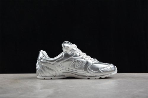 뉴발란스 x 미우 미우 530 SL  New Balance x Miu Miu 530 SL   F20-17  남/여