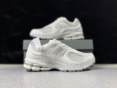 뉴발란스 2002R  New Balance 2002R U2002REE 남/여
