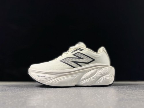 뉴발란스 프레쉬 폼 X 모어 v5  New Balance Fresh Foam X More v5 MMORCF5