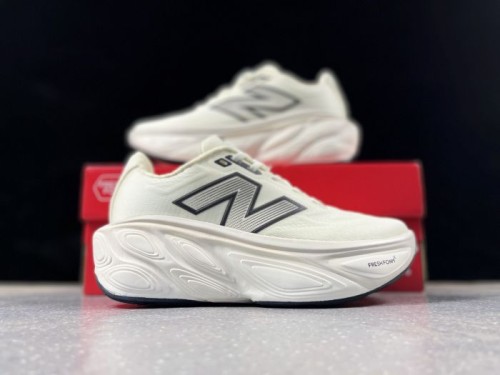 뉴발란스 프레쉬 폼 X 모어 v5  New Balance Fresh Foam X More v5 MMORCF5