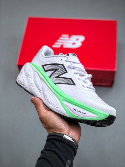 뉴발란스 프레쉬 폼 X 모어 v5  New Balance Fresh Foam X More v5 MMORLA5 남/여