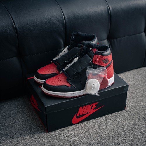 나이키 에어조던 1 하이 Nike Air Jordan 1 High 555088-001 남/여