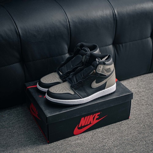 나이키 에어조던 1 하이 Nike Air Jordan 1 High 555088-013 남/여