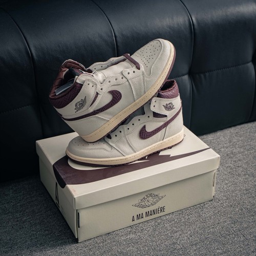 나이키 에어조던 1 하이 Nike Air Jordan 1 High DO7097-100 남/여
