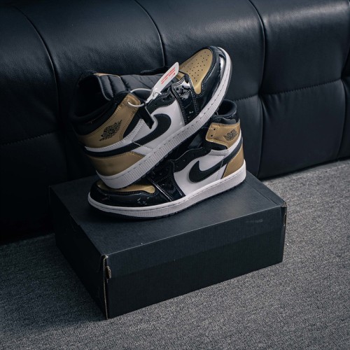 나이키 에어조던 1 하이 Nike Air Jordan 1 High DQ0660-002 남/여