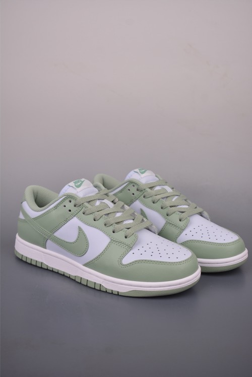 나이키 SB 덩크 로우 Nike SB Dunk Low IM6572-002 우먼스