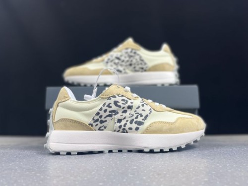 뉴발란스 327 New Balance  327 U327AQ_남/여