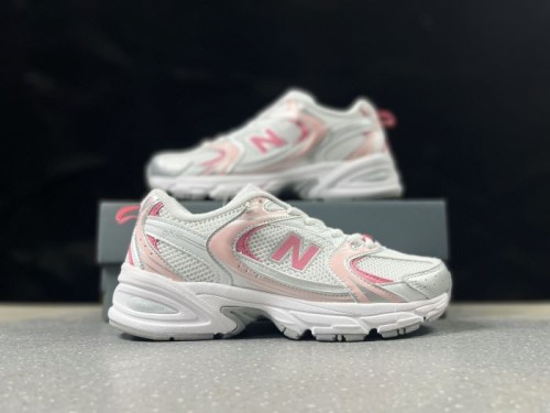 뉴발란스 530  New Balance 530 GR530EC 남/여
