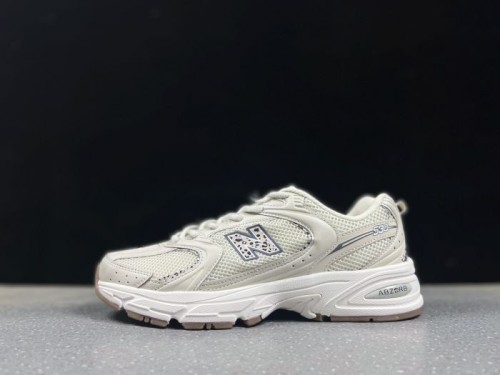 뉴발란스 530  New Balance 530 U530AAM_남/여