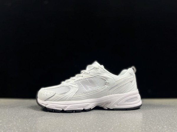 뉴발란스 530  New Balance 530 U530CSE_남/여