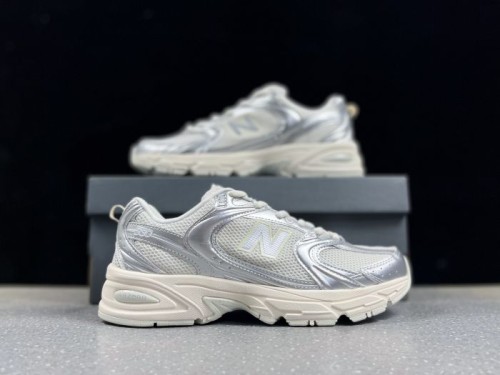 뉴발란스 530  New Balance 530 U5303IR_남/여