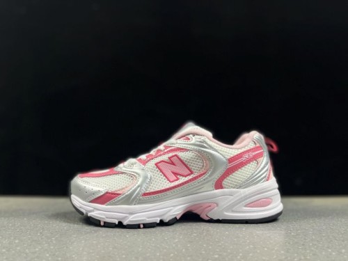 뉴발란스 530  New Balance 530 U5303IR_남/여
