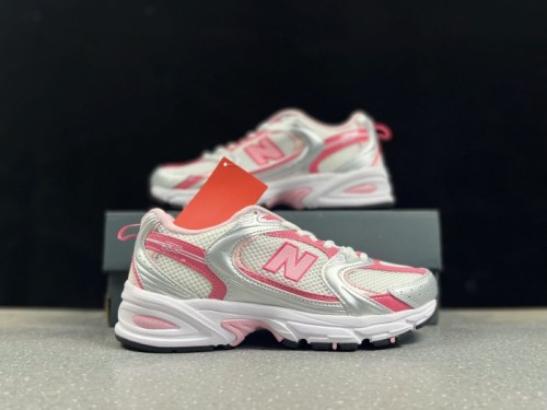 뉴발란스 530  New Balance 530 U5303IR_남/여