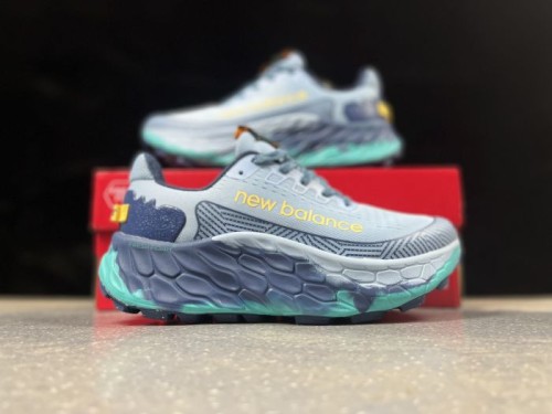 뉴발란스 프레쉬폼 X 트레일 모어 V3  New Balance Fresh Foam X Trail More V3  MTMORUD3-2 남/여