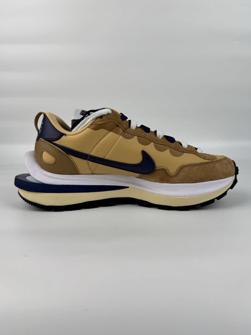 나이키 사카이 콜라보 Sacai x Nike LVD Waffle Daybreak DD1875-200 남/여