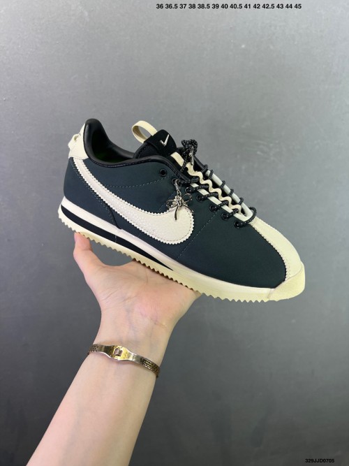 나이키 클래식 코르테즈 Nike Classic Cortez II5708-003 남/여