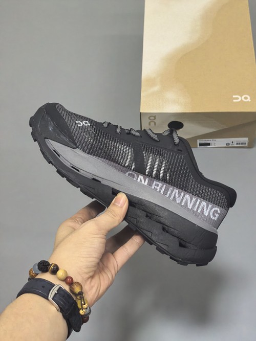 온 러닝 클라우드울트라 프로  On Running Cloudultra Pro  ON2671759 남/여